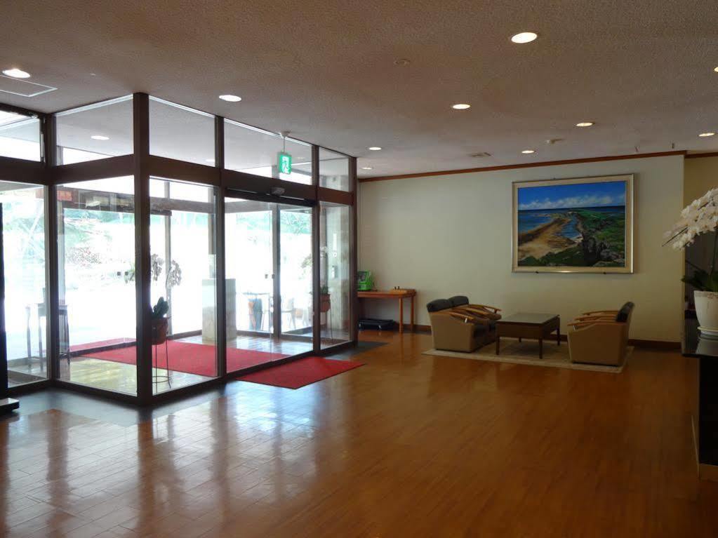 Motobu Green Park And Golf Course Esterno foto