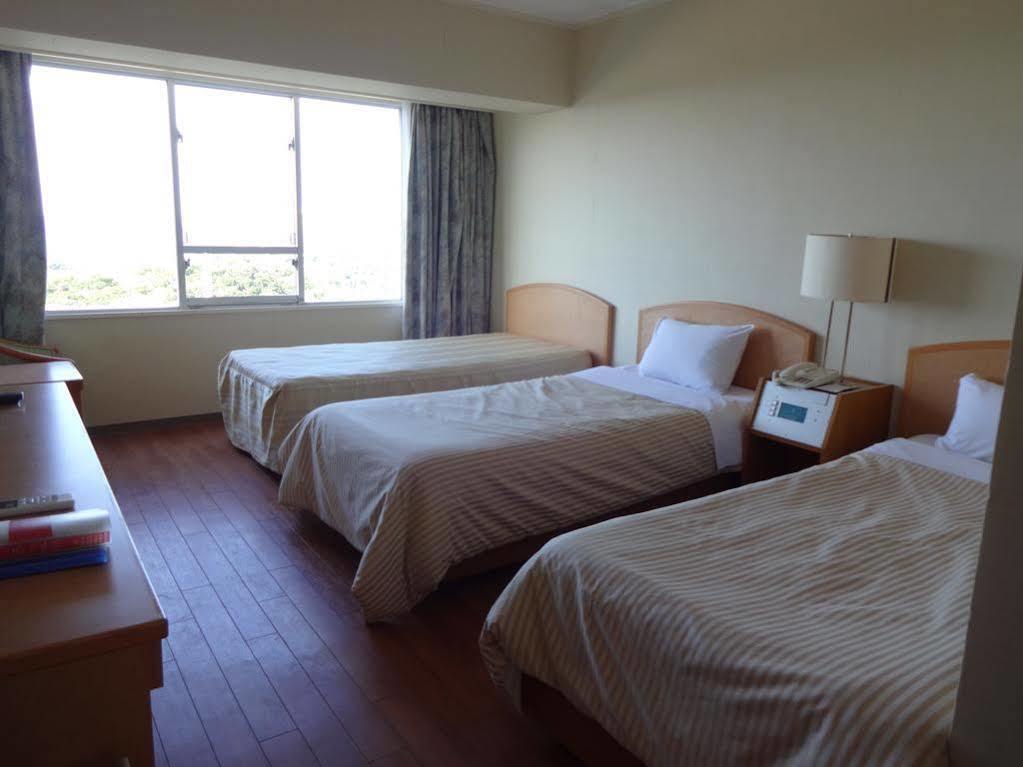 Motobu Green Park And Golf Course Esterno foto